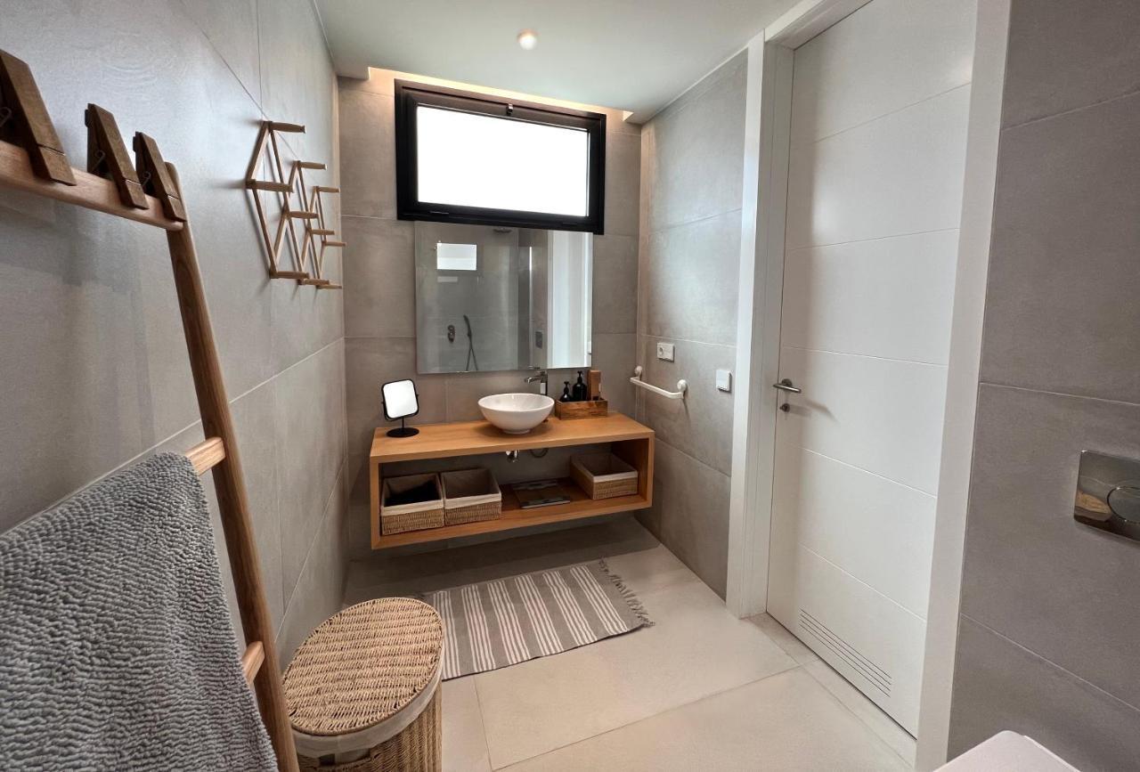 Medanojoy1- 3 Bedrooms, Spacious Apartment 60 M From The Beach เอลเมดาโน ภายนอก รูปภาพ